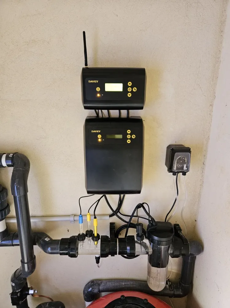 Système de traitement de l'eau automatique au sel